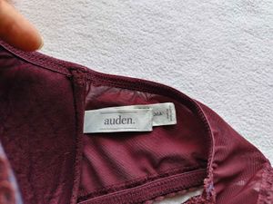 Maroon Lace Back inner