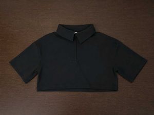 🖤 Minimalist Black Crop Polo Tee