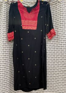 Black Embroidered Kurta