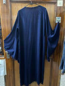 🌸Stylish Navy Blue Pom-Pom Shrug