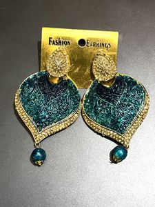 Earrings New With Tag😍❤️
