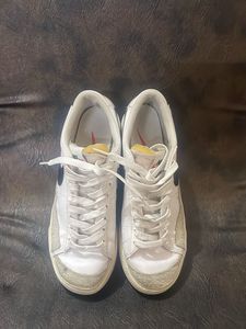 Nike Blazer Low Sneakers
