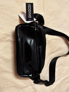 H&amp;M White Sling Bag