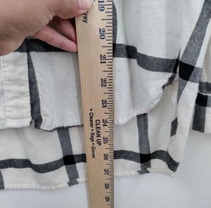 Women's White &amp; Black Plaid Button-Up Shirt