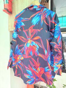 Vibrant Floral Print Button-Down Shirt