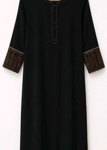 Elegant Black Kurta with Embellished Sleeves