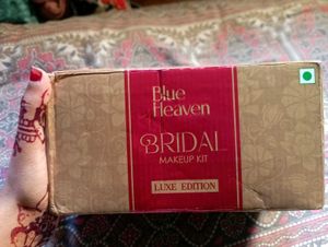 Blue Heaven Get Bright Makeup Combo
