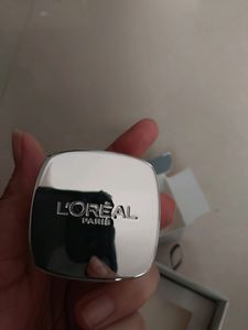 Lorial Paris