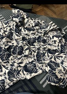 Free Size Unisex Floral Print Shirt &amp; Shorts Set