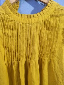 Vero Moda Mustard Sleeveless Pleated Top