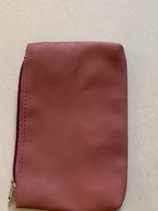 4 Makeup Items For Just rs.135
