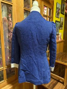 Stylish Blue Textured Blazer