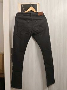 Black Slit Fit Men's Denim Jeans