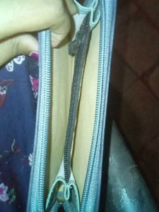 Stylish Grey Zippered Wallet