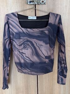 Mesh Swirl Print Long Sleeve Top