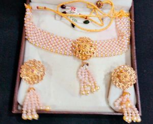 Price Dropped.                                                Beautiful Ethnic Choker Set