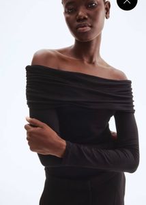 Pack of 2 colors  Off-Shoulder Tops