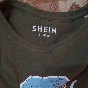 Victory Graphic T-Shirt