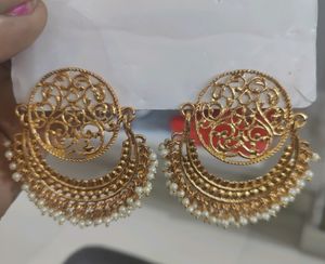 Earings For Women . Like New. Good Condition.