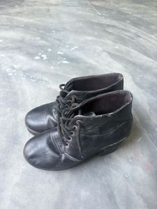 Stylish Black Lace-Up Boots