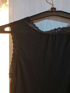 Elegant Black Lace Sleeveless Top