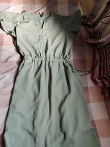 Chic Sage Green Ruffle Sleeve Dress
