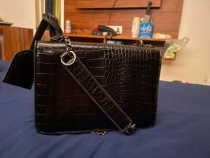 SAINT LAURENT Sunset Medium Croc-Embossed Leather