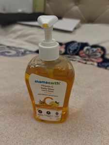 Mamaearth Vitamin C Daily Glow Face Wash
