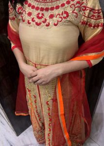 Elegant Embroidered Silk Kurti Set
