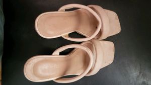 Heels - (5000 coins)