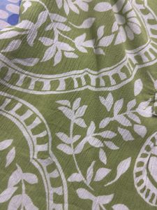 Women’s Green Printed Cotton Kurti