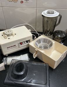 New- Whiteline Juicer Mixer Grinder