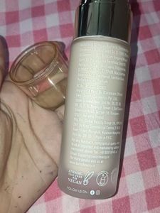 Swiss Beauty Foundation – Like New, Excellent Cond