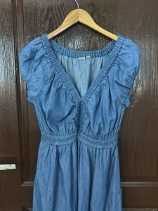 GAP Denim V-Neck Smocked Waist Midi Dress