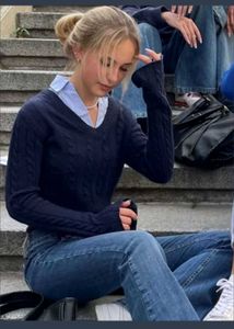 pinteresty vibe blue sweater for college outfits