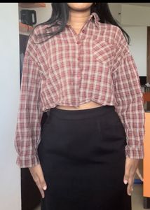 Chic Cropped Plaid Shirt