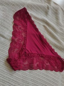 Women's Lace Trim Thong Panty