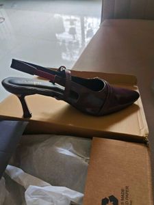 Chic Burgundy Patent Mary Jane Heels