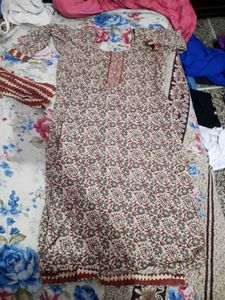 Red &amp; White Printed Kurta Set