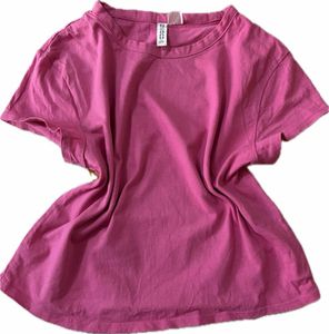 pink fitted top