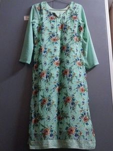 Beautiful Floral Print Kurta