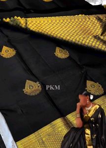 Elegant Black &amp; Gold Saree