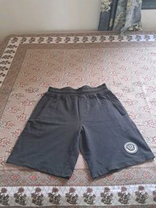 Van Heusen Men's Black Shorts