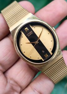 Vintage Citizen Sleek Quartz Gold Watch
