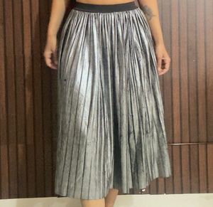 Metallic Silver Pleated Skirt
