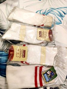 6 Brand New Pairs Of Socks - 4 White And 2 Blue
