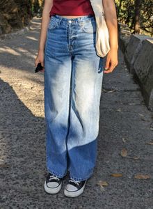 Wide Leg Jeans - Light Wash Denim