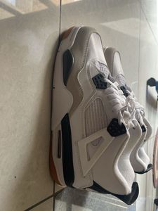 Air Jordan 4 Retro Sneakers