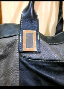 Chic Two-Tone Leather Handbag