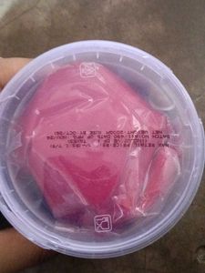 Pink fondant for decoration